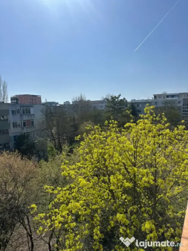 Apartament 2 camere de vanzare, situat in zona City Park Mal
