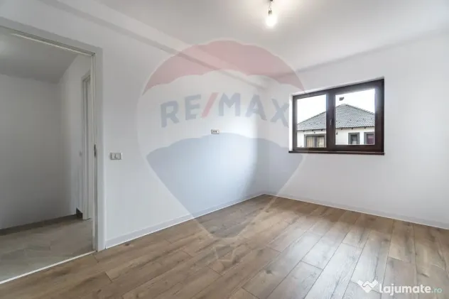 CASA TIP DUPLEX cu 4 camere de vanzare| Cartier Izvor | C...