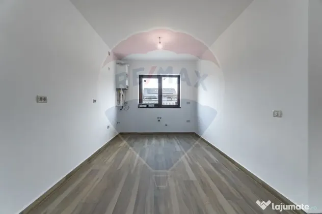 CASA TIP DUPLEX cu 4 camere de vanzare| Cartier Izvor | C...
