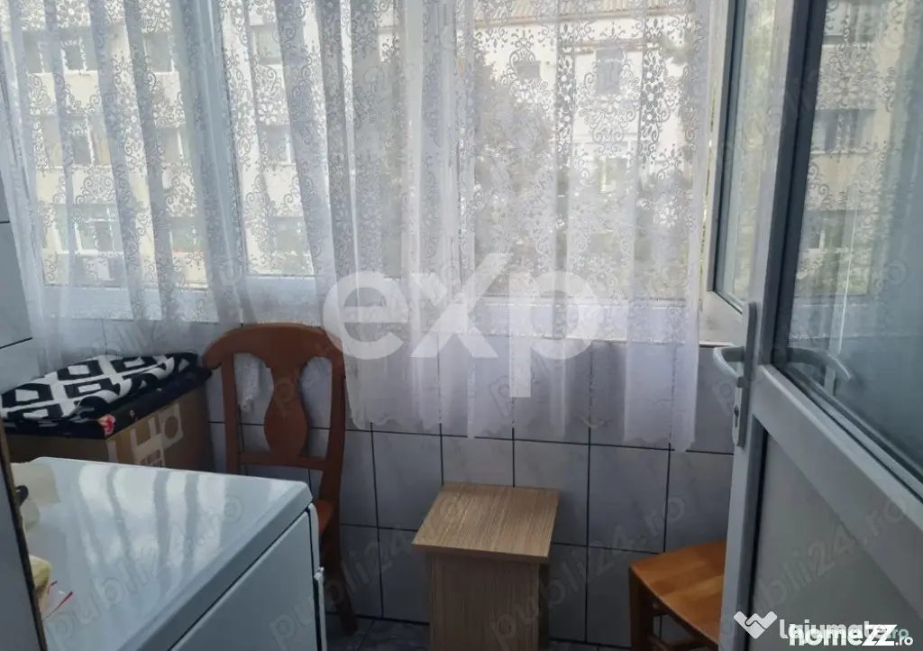 De vânzare apartament 3 camere, et 3/4, zona Inel1, Constan