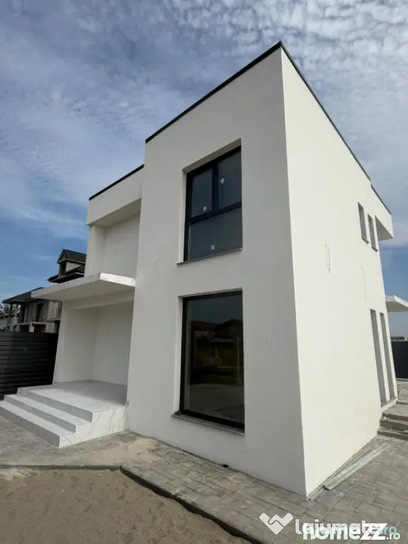 Casă de vânzare la roșu, 130 mp, zona Magnolia - Craiova (Dolj)