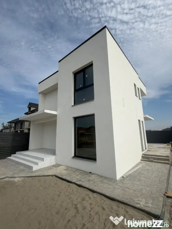 Casă de vânzare la roșu, 130 mp, zona Magnolia - Craiova (Dolj)