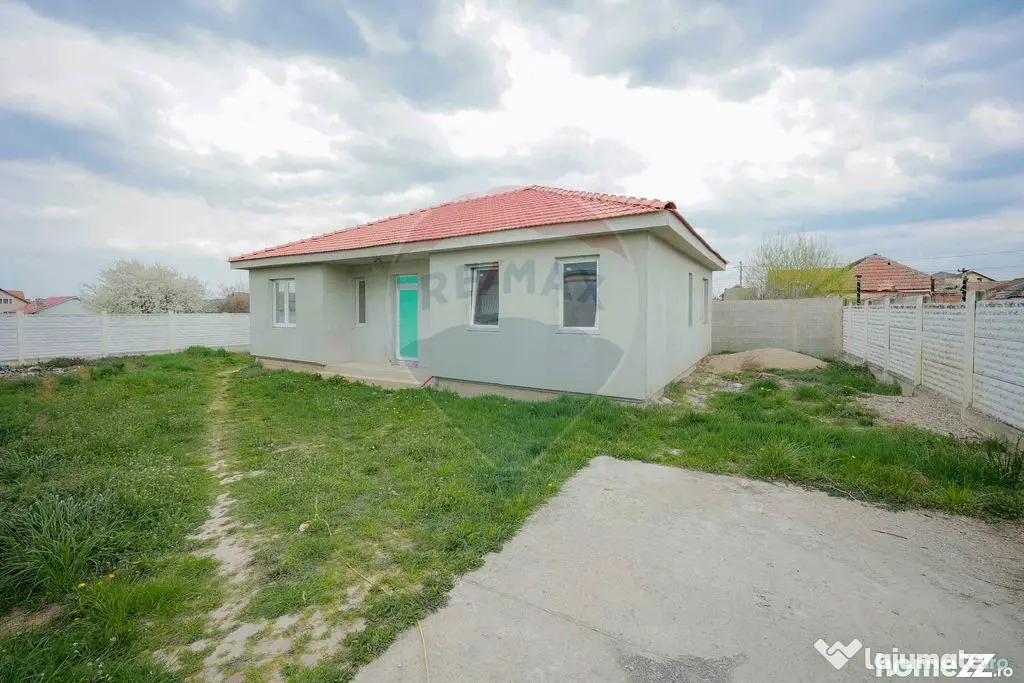 De vânzare casă semifinisată cu 3 camere, 455 mp teren...