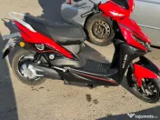 Vand scuter electric storm 