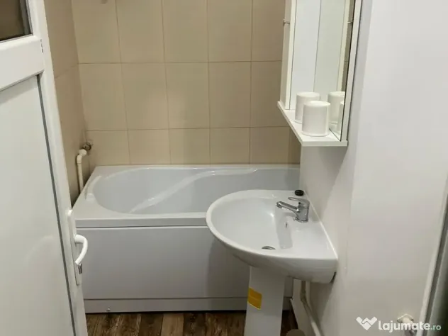 Apartament 2 camere Motru