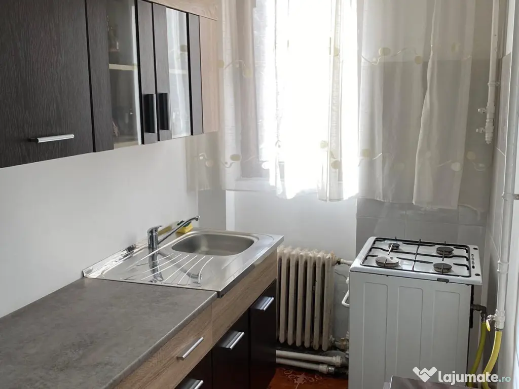 Apartament 2 camere Motru