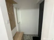 Închiriez apartament 3 camere etaj 2 Reșița Govândari 