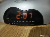Radio cu ceas Grundig 
