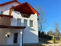 Casă de vânzare. Valeni Maramureș.