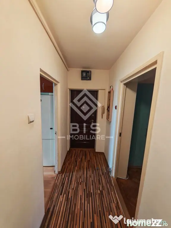 Apartament 3 camere decomandat/ Spitalul Județean