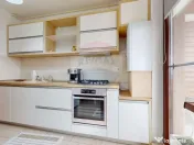 Apartament cu 2 camere de închiriat în zona Tractorul 