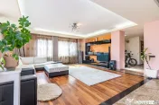 Vilă pentru familie sau afacere, 329 mp utili în Corbeanca 