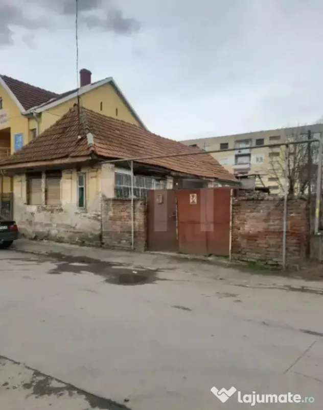 Casa de vanzare, 110 mp, teren 428 mp, zona Lugoj