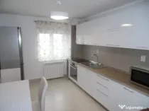 Inchiriez apartament 2 camere decomandat in Deva, Casa de Pensii,et 7