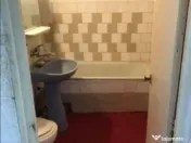 Apartament de vanzare in Constanta, Km 5 - 2 camere decomandat 