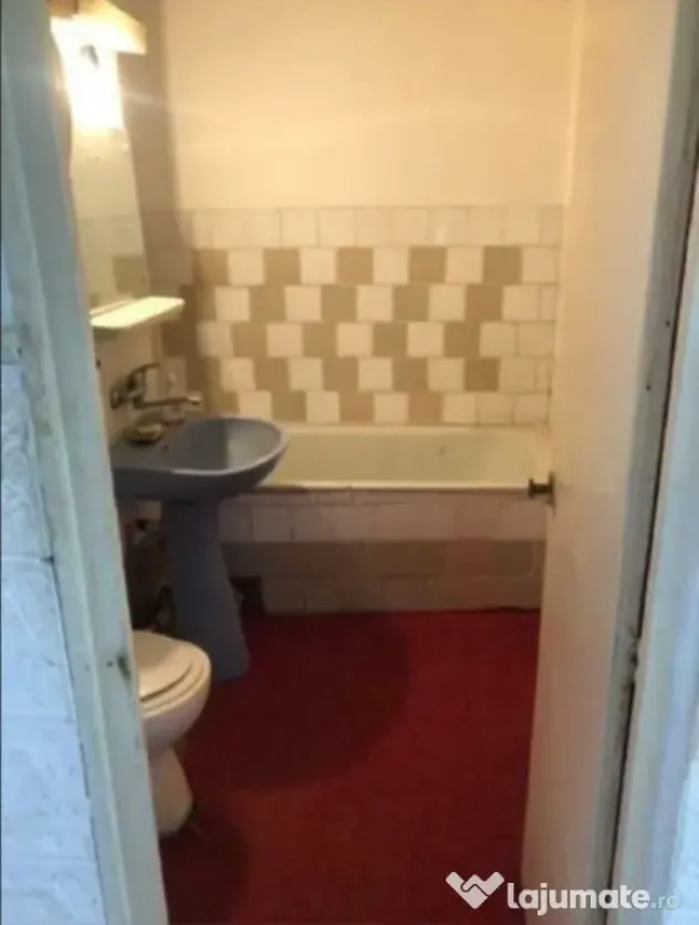 Apartament de vanzare in Constanta, Km 5 - 2 camere decomandat
