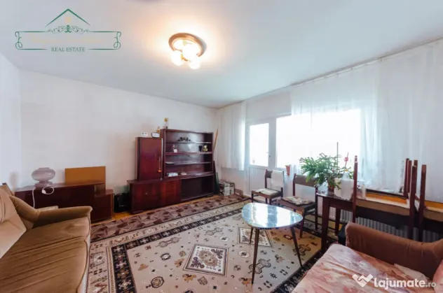 Apartament 3 camere cu centrala proprie, zona 100 Micalaca,