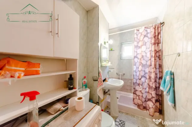Apartament 3 camere cu centrala proprie, zona 100 Micalaca,