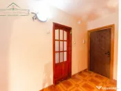 Apartament 3 camere cu centrala proprie, zona 100 Micalaca, 