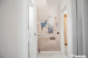 Apartament premium cu terasă mare și vedere la mare –...