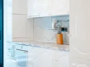 Apartament premium cu terasă mare și vedere la mare –...