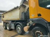 Renault Kerax 8x4 