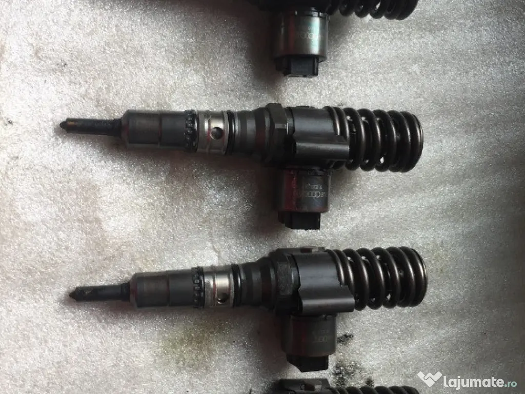 Dezmembrez AUDI A4/B7 BREAK fab. 2004- 2008 motor 200 TDI / 140 Cp