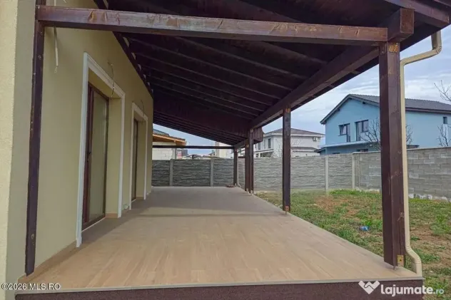 Giarmata - Casa P+1, 4 Dormitoare, 4 Bai, Garaj, Beci, Te...