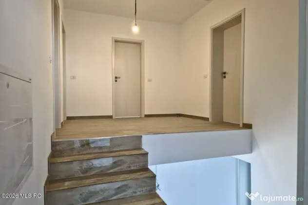 Giarmata - Casa P+1, 4 Dormitoare, 4 Bai, Garaj, Beci, Te...