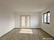 Giarmata - Casa P+1, 4 Dormitoare, 4 Bai, Garaj, Beci, Te... 