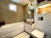 3 camere Chișinău, inst. schimb., parcare, et. 6, an 1983, 