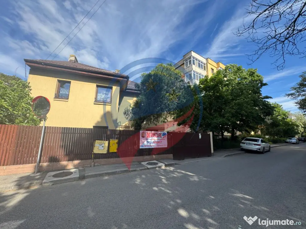 Casă p+1 formata din doua apartamente