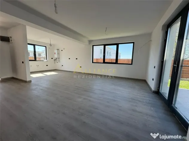 {Primarie} Vila 3 camere - 3 bai | Teren 210 mp