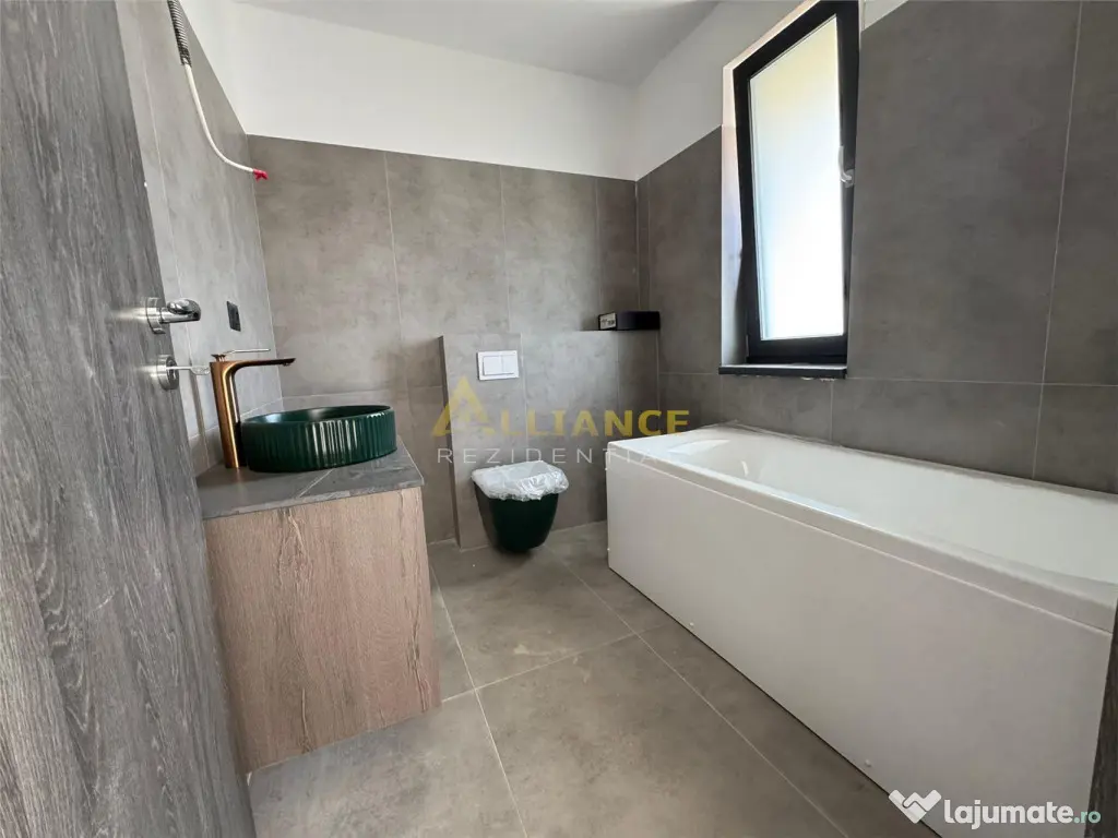 {Primarie} Vila 3 camere - 3 bai | Teren 210 mp