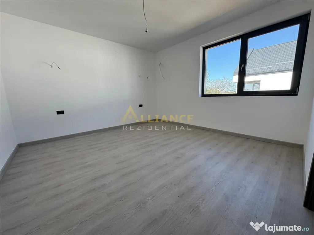 {Primarie} Vila 3 camere - 3 bai | Teren 210 mp