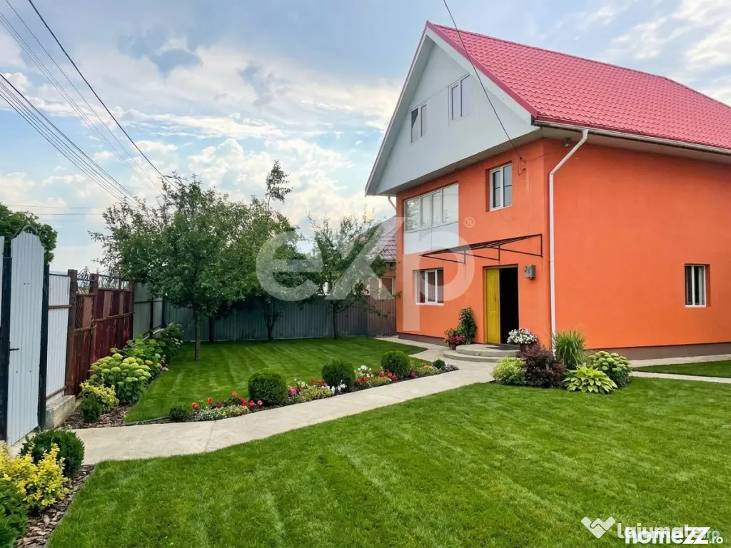 Casă / Vilă cu 6 camere de vânzare Leontinesti - Bacau