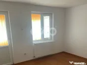 Casă / Vilă cu 6 camere de vânzare Leontinesti - Bacau