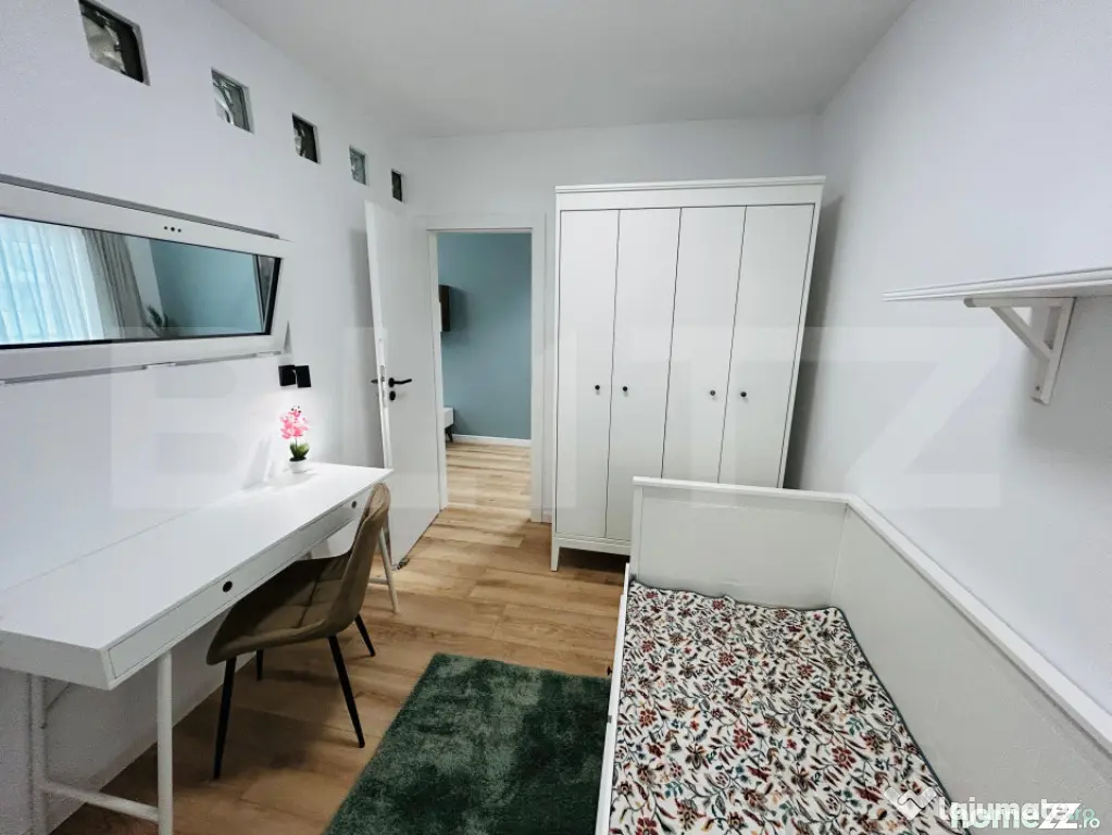 Apartament 3 camere, LUX, intermediar, garaj, CF iesit, zona - Floresti (Cluj)