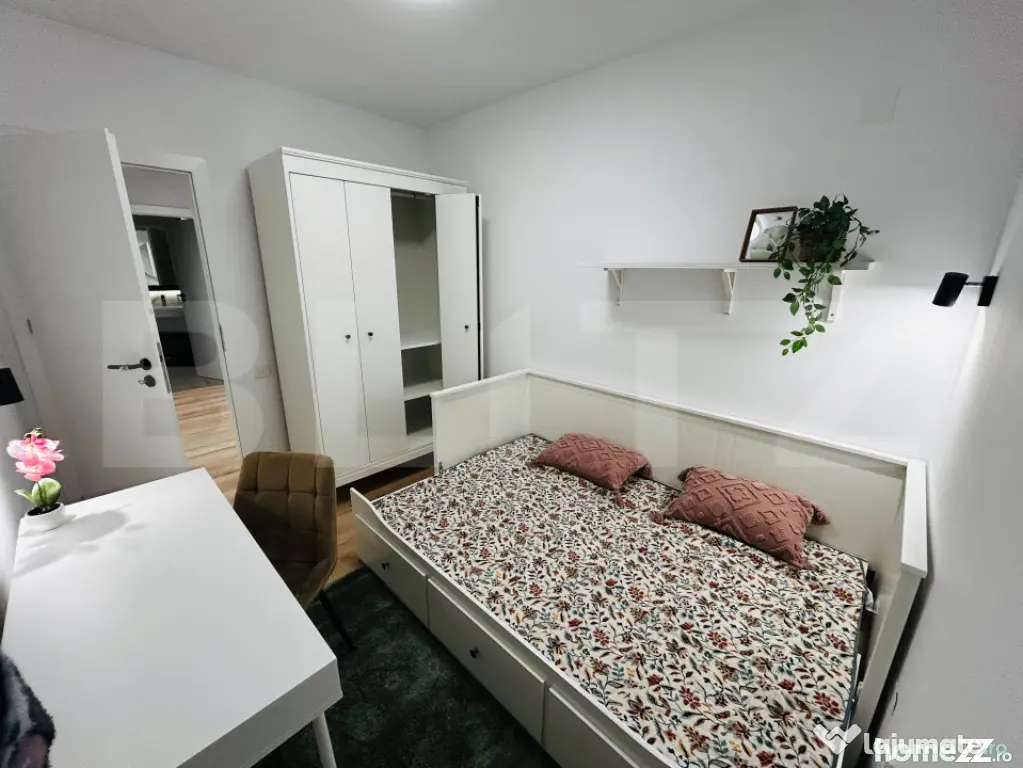 Apartament 3 camere, LUX, intermediar, garaj, CF iesit, zona - Floresti (Cluj)