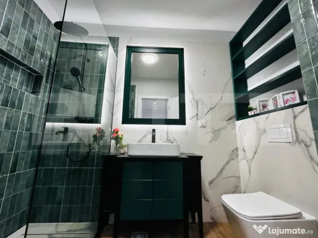 Apartament 3 camere, LUX, intermediar, garaj, CF iesit, zona
