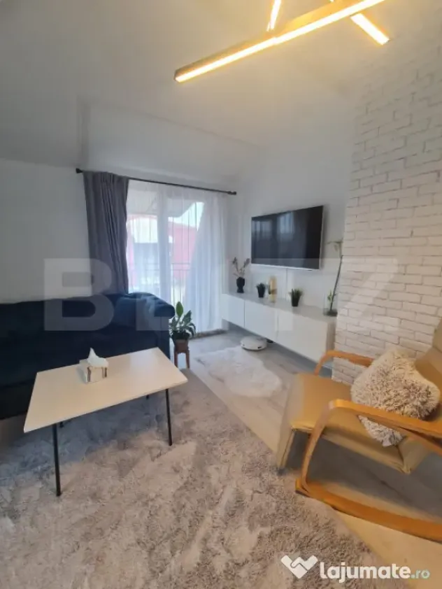 Apartament modern, boxa si parcare incluse in pret, zona Dum