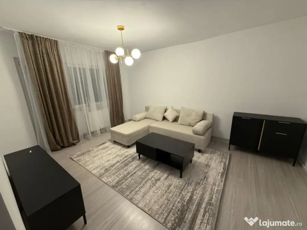 Apartament decomandat, 3 camere, 63.04 mp, 1 Mai - zona Pele