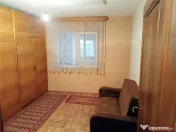 Apartament 2 camere in zona centrala Moldova Noua 