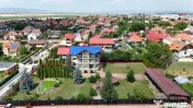 VILĂ CU IAZ ȘI 2.418 MP TEREN | GHIMBAV – LIVADA | CO...
