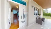 VILĂ CU IAZ ȘI 2.418 MP TEREN | GHIMBAV – LIVADA | CO... 