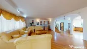 VILĂ CU IAZ ȘI 2.418 MP TEREN | GHIMBAV – LIVADA | CO... 