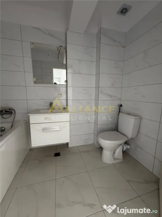 Studio de – Ananda Biruintei
