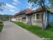 Casa de in Uileacul de Beius – gospodarie traditionala,... 