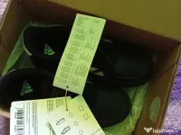 Adidas copii nr. 30, noi, nefolositi 