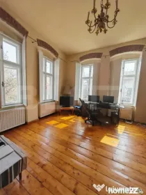 Cladire istorica, apartament 3 camere, 78.87 mp, zona Maria